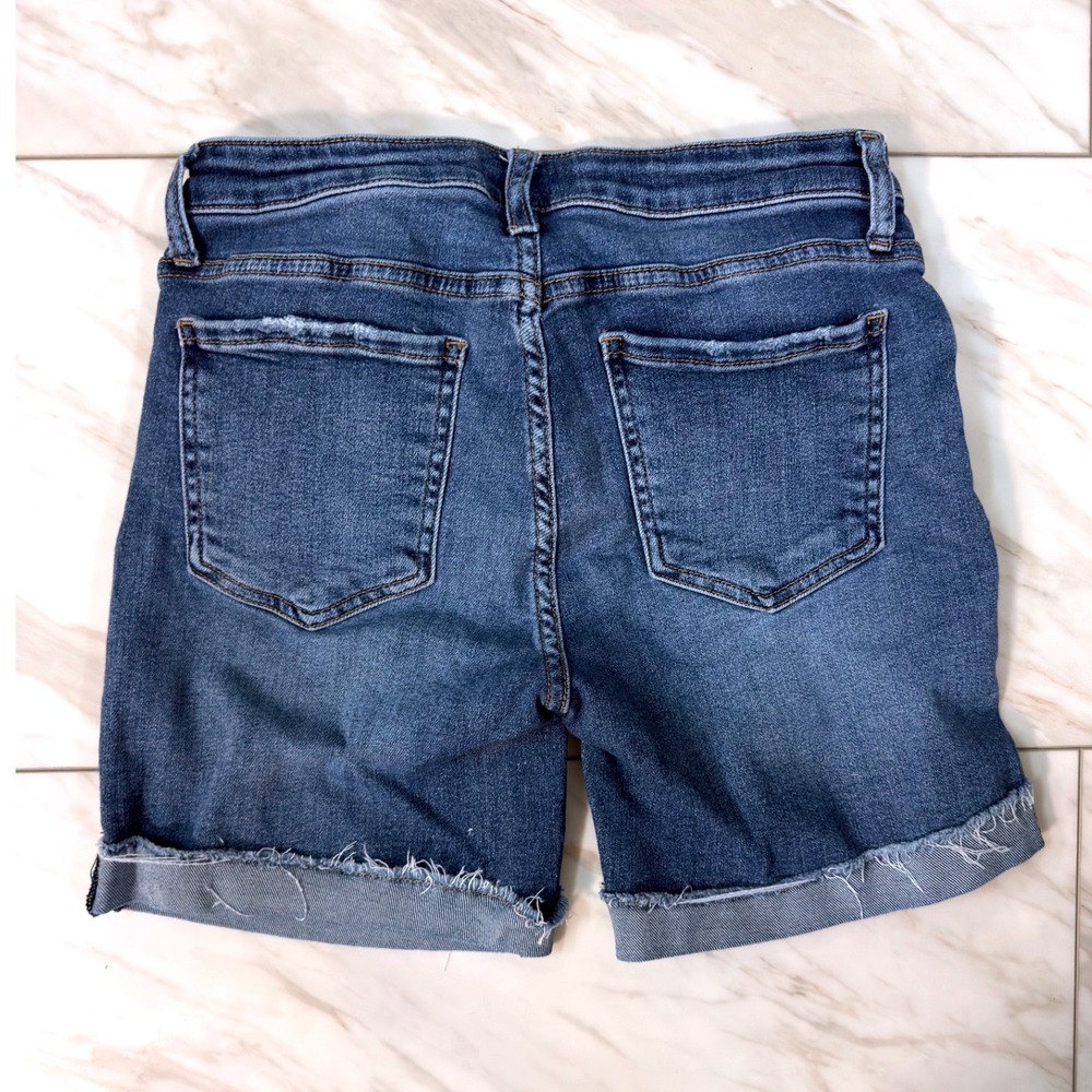 Kut from the Kloth Catherine Boyfriend Shorts Blue Denim Distressed Size 4 - Picture 3 of 7